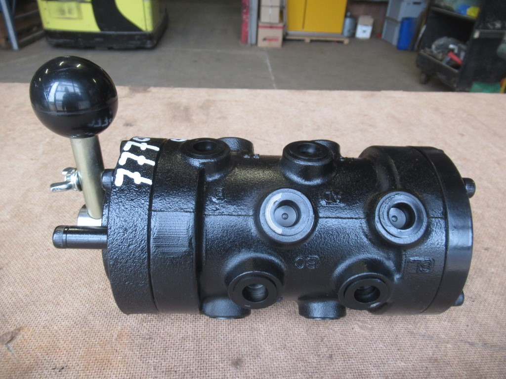 Kobelco 2436U1244R100 - K16AR8-12-A - Υδραυλική βαλβίδα για Κατασκευή μηχανήματα: φωτογραφία 1 Kobelco 2436U1244R100 - K16AR8-12-A - Υδραυλική βαλβίδα για Κατασκευή μηχανήματα: φωτογραφία 1