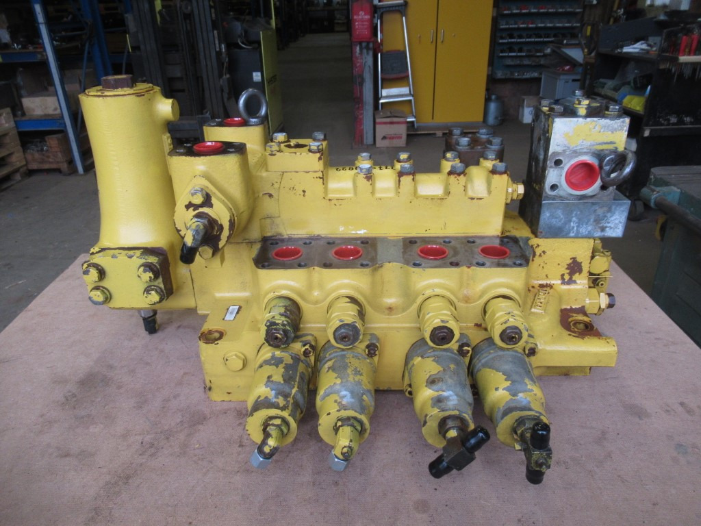 Komatsu 709-14-94200 - Υδραυλική βαλβίδα για Κατασκευή μηχανήματα: φωτογραφία 1 Komatsu 709-14-94200 - Υδραυλική βαλβίδα για Κατασκευή μηχανήματα: φωτογραφία 1