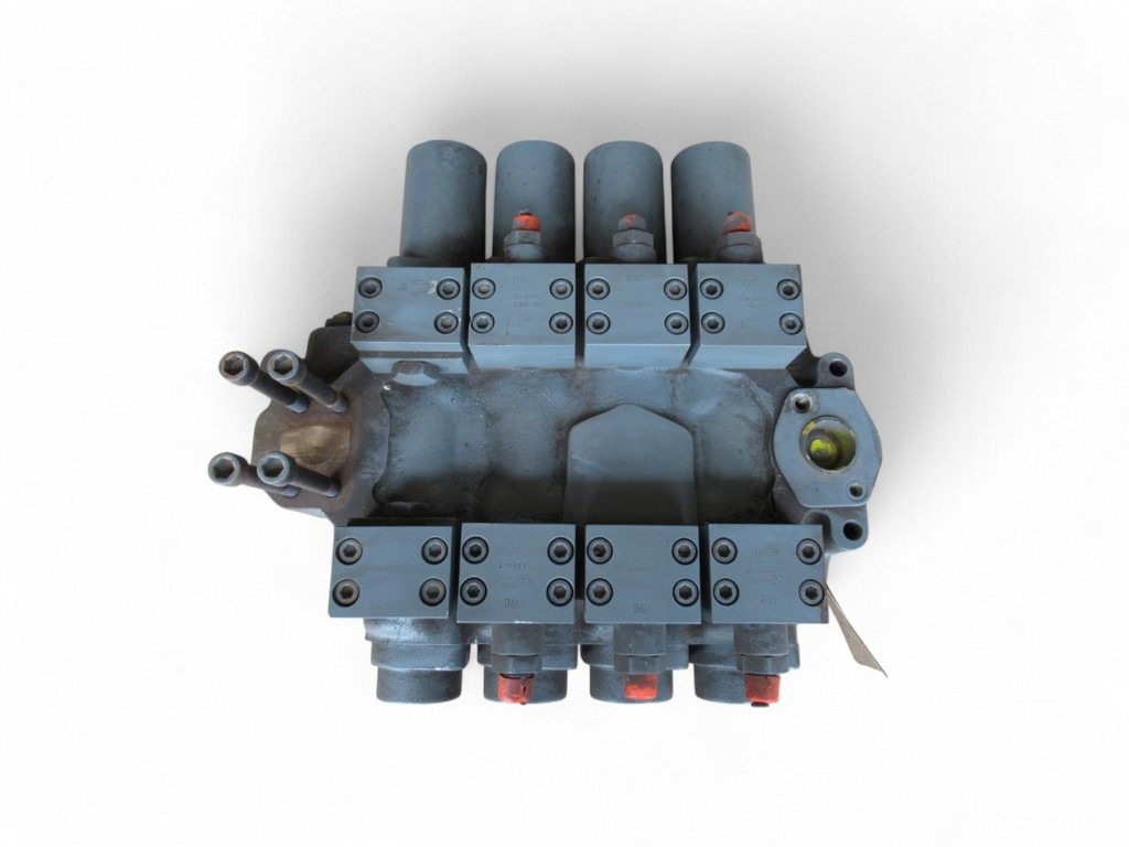 New Holland 1771467 - Υδραυλική βαλβίδα για Κατασκευή μηχανήματα: φωτογραφία 1 New Holland 1771467 - Υδραυλική βαλβίδα για Κατασκευή μηχανήματα: φωτογραφία 1