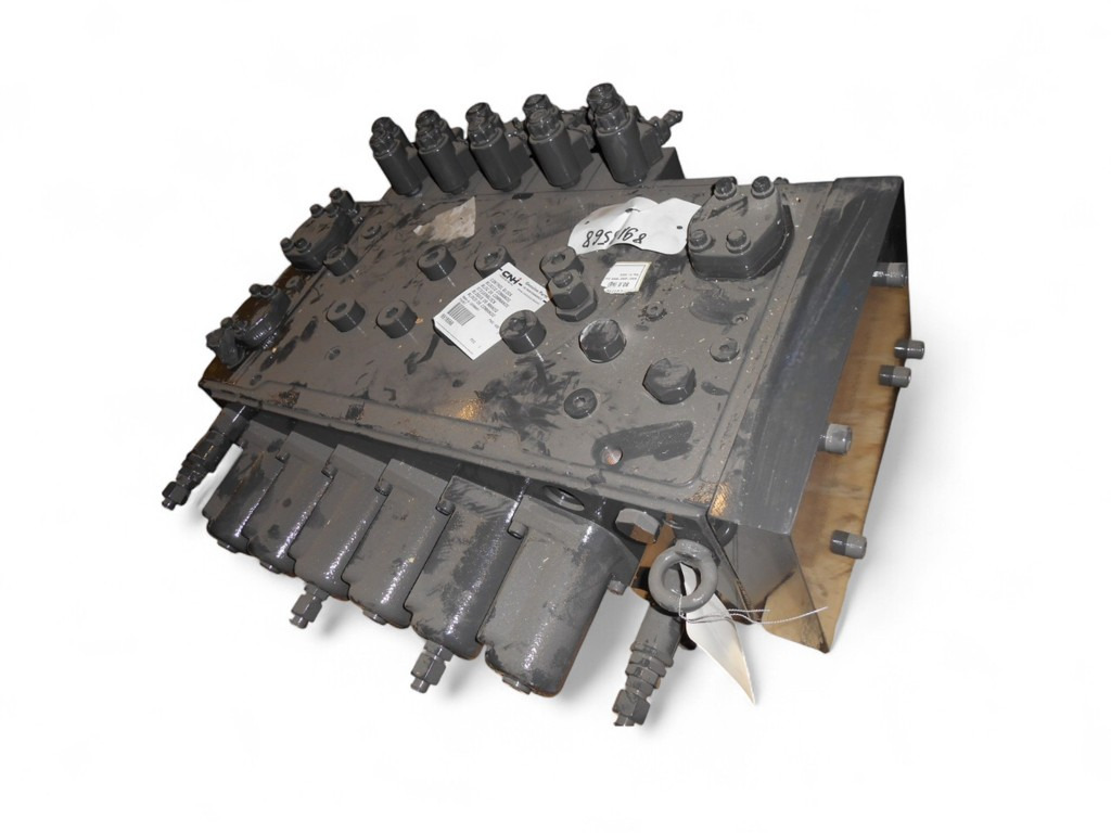 New Holland 8918568 - Υδραυλική βαλβίδα για Κατασκευή μηχανήματα: φωτογραφία 2 New Holland 8918568 - Υδραυλική βαλβίδα για Κατασκευή μηχανήματα: φωτογραφία 2