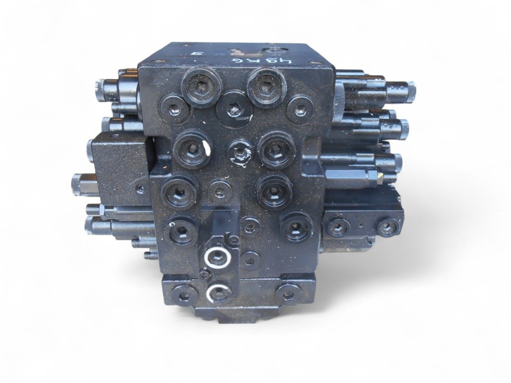 New Holland YT30V00014F4 - Υδραυλική βαλβίδα για Κατασκευή μηχανήματα: φωτογραφία 4 New Holland YT30V00014F4 - Υδραυλική βαλβίδα για Κατασκευή μηχανήματα: φωτογραφία 4