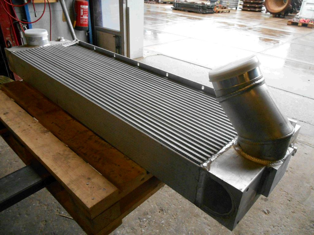 Terex O&K 6002157 - Ενδιάμεσος ψύκτης για Κατασκευή μηχανήματα: φωτογραφία 3 Terex O&K 6002157 - Ενδιάμεσος ψύκτης για Κατασκευή μηχανήματα: φωτογραφία 3