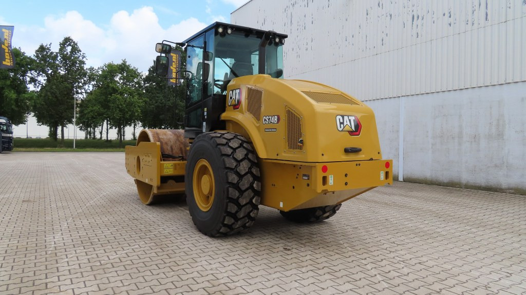 Caterpillar CS 74 B - Οδοστρωτήρες: φωτογραφία 4 Caterpillar CS 74 B - Οδοστρωτήρες: φωτογραφία 4