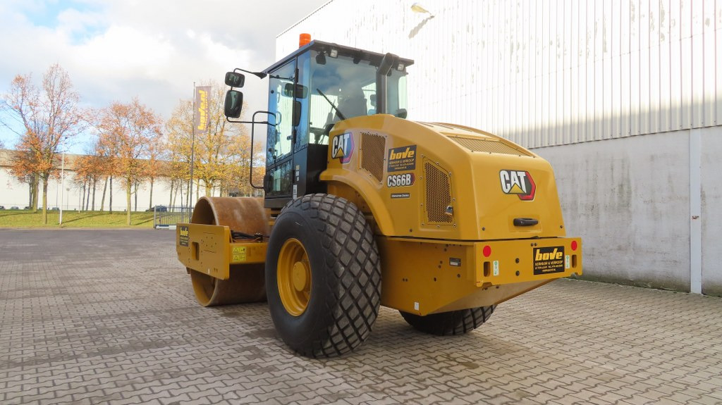 Caterpillar CS66B - Οδοστρωτήρες: φωτογραφία 4 Caterpillar CS66B - Οδοστρωτήρες: φωτογραφία 4