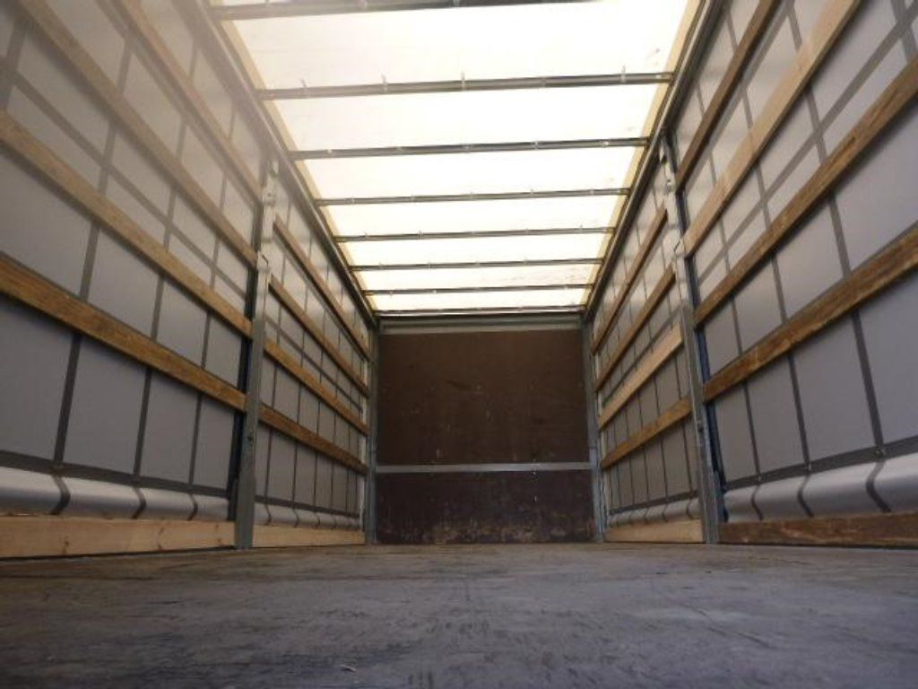 Krone Heck mit Portaltüren - Αμάξωμα με συρρόμενο μουσαμά: φωτογραφία 5 Krone Heck mit Portaltüren - Αμάξωμα με συρρόμενο μουσαμά: φωτογραφία 5