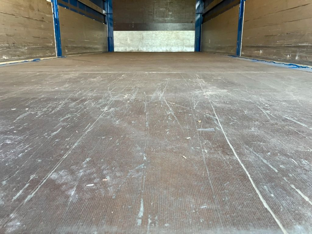 Αμάξωμα με συρρόμενο μουσαμά Krone Wechselbrücke Plane: φωτογραφία 15 Αμάξωμα με συρρόμενο μουσαμά Krone Wechselbrücke Plane: φωτογραφία 15