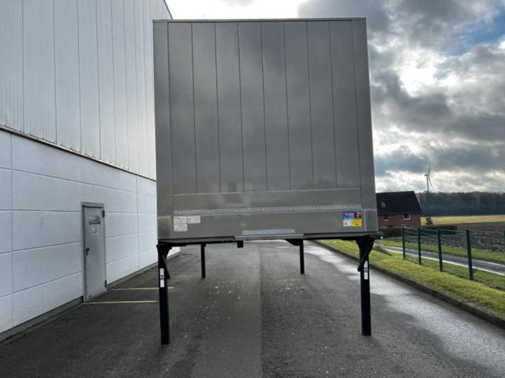 Krone Wechselkoffer Heck Alu.- Rolltor - Κλειστά aμάξωμα: φωτογραφία 3 Krone Wechselkoffer Heck Alu.- Rolltor - Κλειστά aμάξωμα: φωτογραφία 3