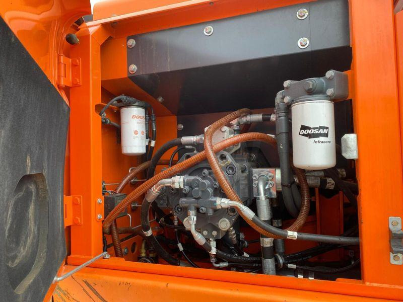 Doosan DX 225 LC - Ερπυστριοφόρος εκσκαφέας: φωτογραφία 4 Doosan DX 225 LC - Ερπυστριοφόρος εκσκαφέας: φωτογραφία 4