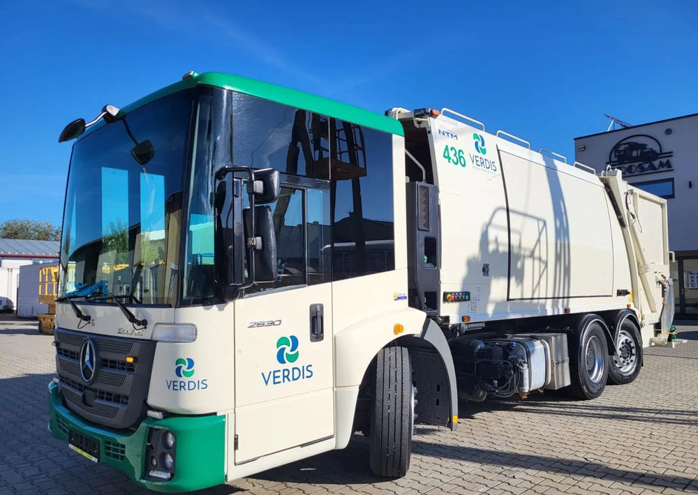 Mercedes-Benz ECONIC 2630 6X2 dwukomorowa - Απορριμματοφόρο: φωτογραφία 2 Mercedes-Benz ECONIC 2630 6X2 dwukomorowa - Απορριμματοφόρο: φωτογραφία 2