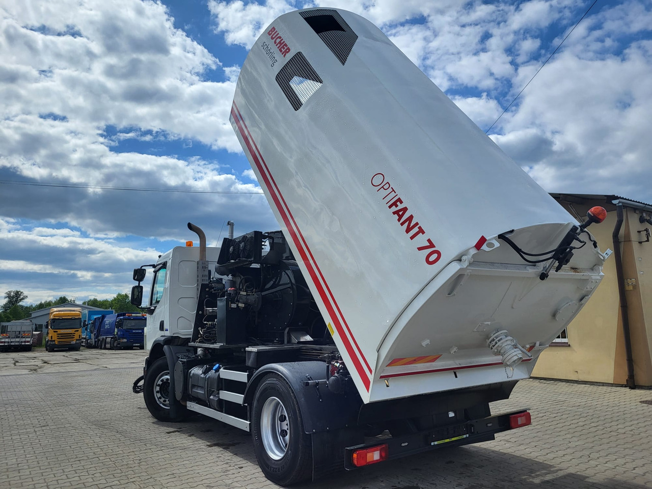 Volvo FE 320 two engines - Σάρωθρο δρόμων: φωτογραφία 2 Volvo FE 320 two engines - Σάρωθρο δρόμων: φωτογραφία 2