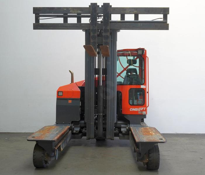 Combilift C4500 - 4-κίνητα ανυψωτικό στενών δρόμων: φωτογραφία 5 Combilift C4500 - 4-κίνητα ανυψωτικό στενών δρόμων: φωτογραφία 5