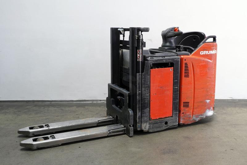 Linde D 12 HP SP 133 - Μηχάνημα στοίβαξης: φωτογραφία 2 Linde D 12 HP SP 133 - Μηχάνημα στοίβαξης: φωτογραφία 2