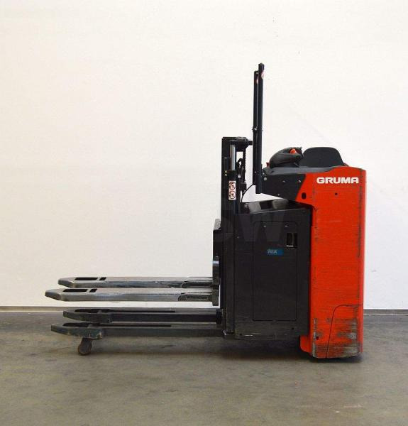 Linde D 12 SF ION 1164 - Μηχάνημα στοίβαξης: φωτογραφία 3 Linde D 12 SF ION 1164 - Μηχάνημα στοίβαξης: φωτογραφία 3