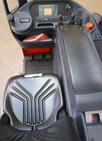 Linde R 12 B 1120 - Ανυψωτικό στενών δρόμων: φωτογραφία 3 Linde R 12 B 1120 - Ανυψωτικό στενών δρόμων: φωτογραφία 3
