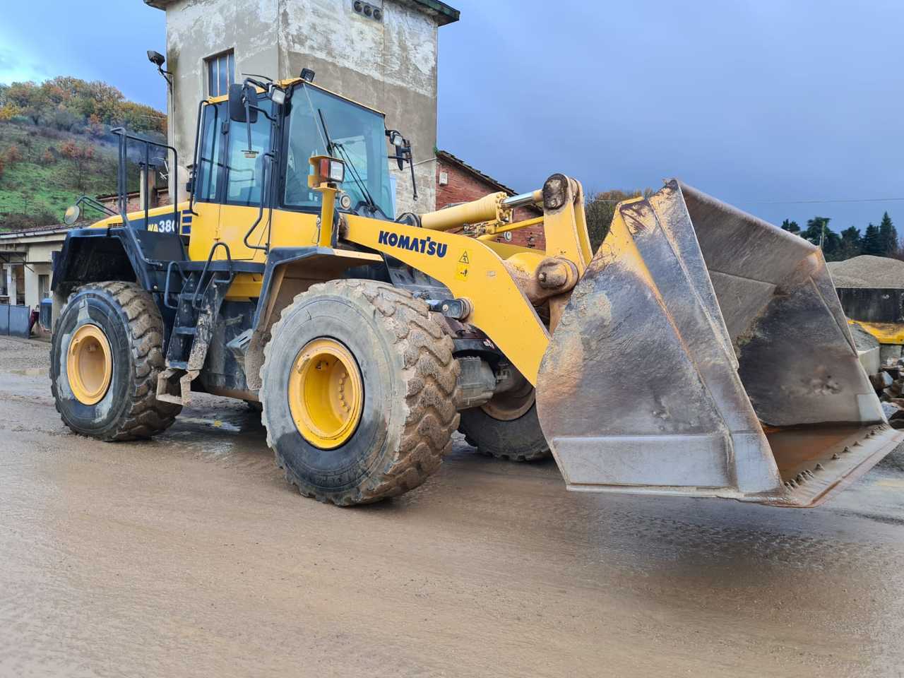 KOMATSU WA380.6 - Ελαστιχοφόρος φορτωτής: φωτογραφία 2 KOMATSU WA380.6 - Ελαστιχοφόρος φορτωτής: φωτογραφία 2