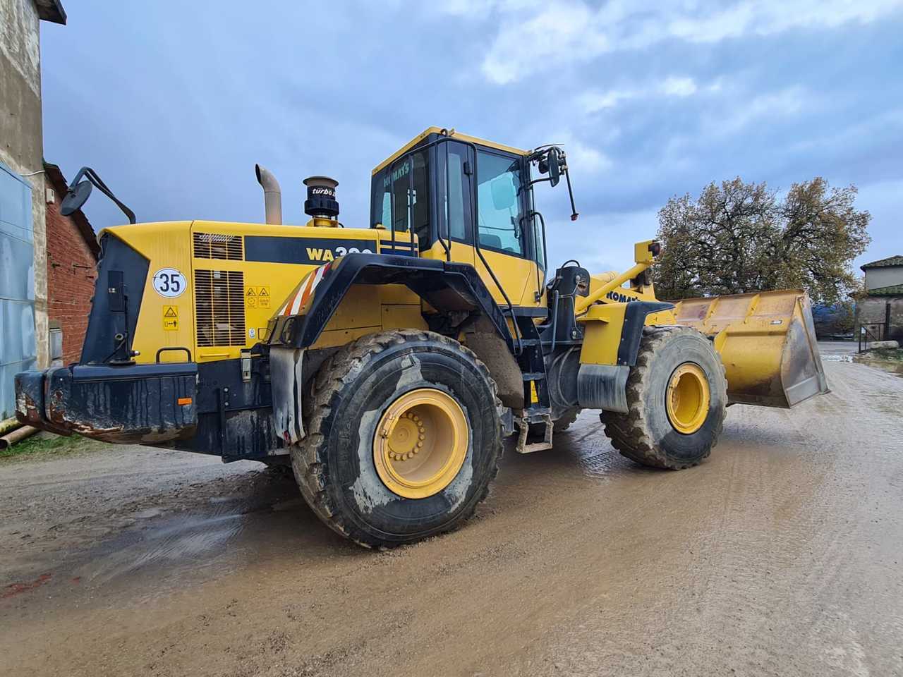 KOMATSU WA380.6 - Ελαστιχοφόρος φορτωτής: φωτογραφία 1 KOMATSU WA380.6 - Ελαστιχοφόρος φορτωτής: φωτογραφία 1