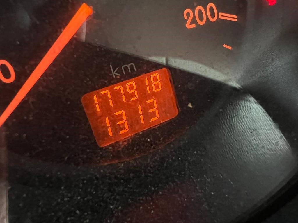 Nissan Kubistar 1,5 80 serie 7283 - Αυτοκίνητο: φωτογραφία 4 Nissan Kubistar 1,5 80 serie 7283 - Αυτοκίνητο: φωτογραφία 4