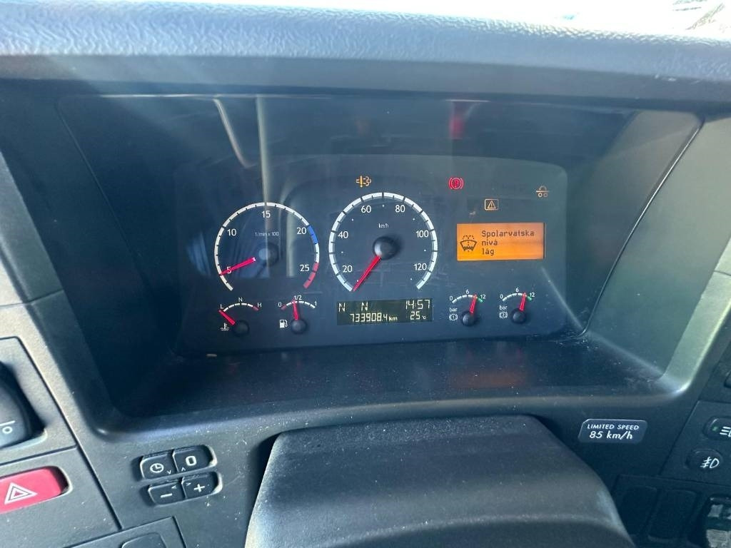 Scania P 420 LB6X2X4HNB serie 0424 - Φορτηγό ψυγείο: φωτογραφία 5 Scania P 420 LB6X2X4HNB serie 0424 - Φορτηγό ψυγείο: φωτογραφία 5