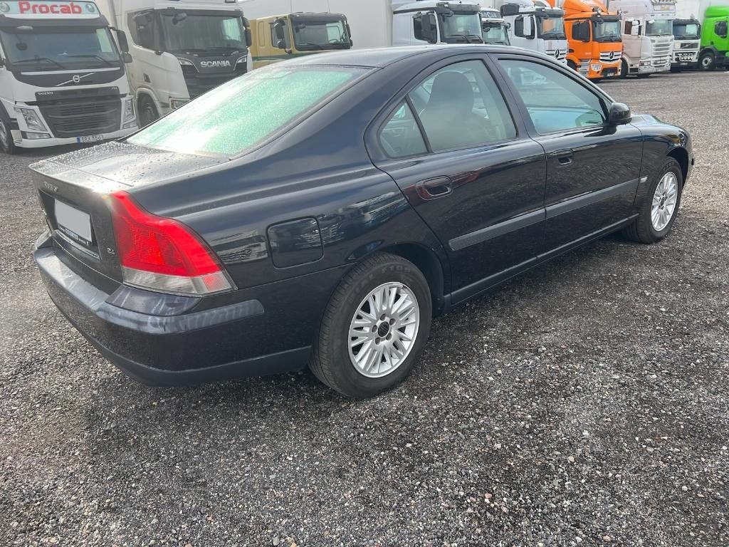 Volvo R + S60 serie 4044 - Αυτοκίνητο: φωτογραφία 3 Volvo R + S60 serie 4044 - Αυτοκίνητο: φωτογραφία 3