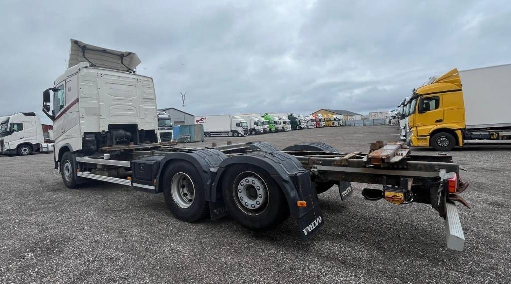 Volvo VOLVO FH 6*2 serie nr 3248 - Φορτηγό μεταφοράς εμπορευματοκιβωτίων/ Κινητό αμάξωμα: φωτογραφία 4 Volvo VOLVO FH 6*2 serie nr 3248 - Φορτηγό μεταφοράς εμπορευματοκιβωτίων/ Κινητό αμάξωμα: φωτογραφία 4
