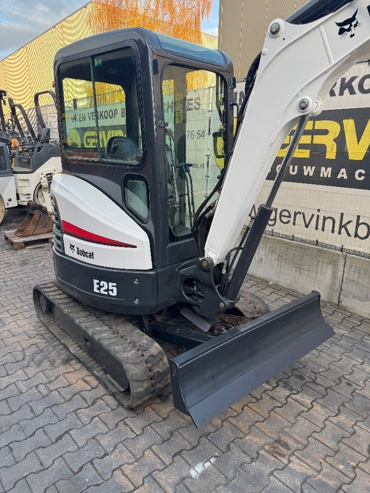 Bobcat E25 - Μίνι εκσκαφέας: φωτογραφία 5 Bobcat E25 - Μίνι εκσκαφέας: φωτογραφία 5