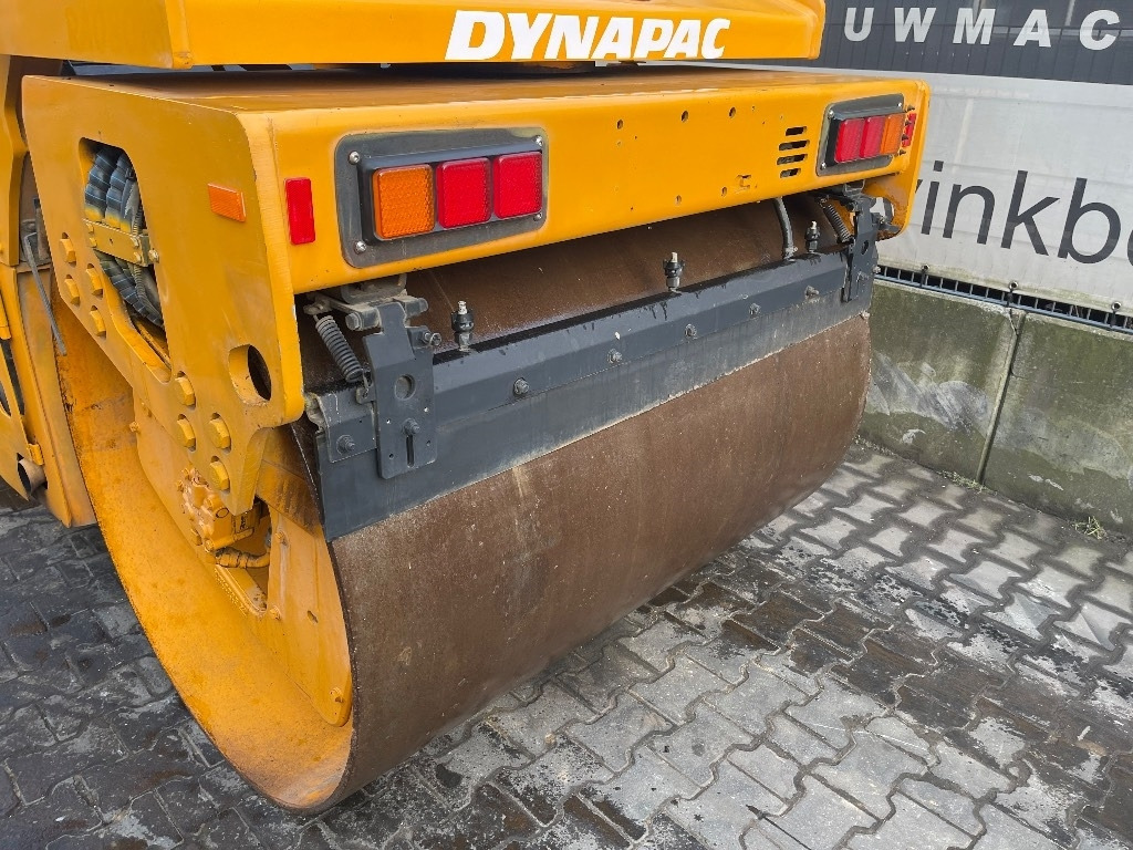 Dynapac CC 224 HF - Ασφαλτικός οδοστρωτήρας: φωτογραφία 4 Dynapac CC 224 HF - Ασφαλτικός οδοστρωτήρας: φωτογραφία 4