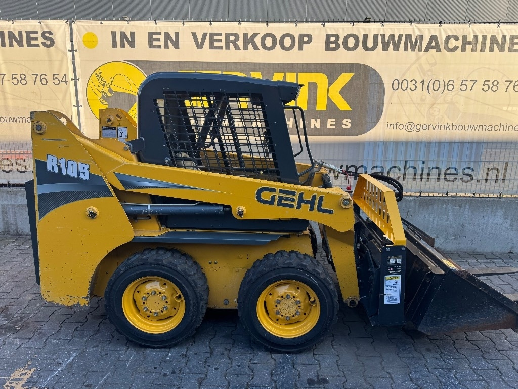 Gehl R105 - Φορτωτής πλάγιας ολίσθησης: φωτογραφία 2 Gehl R105 - Φορτωτής πλάγιας ολίσθησης: φωτογραφία 2