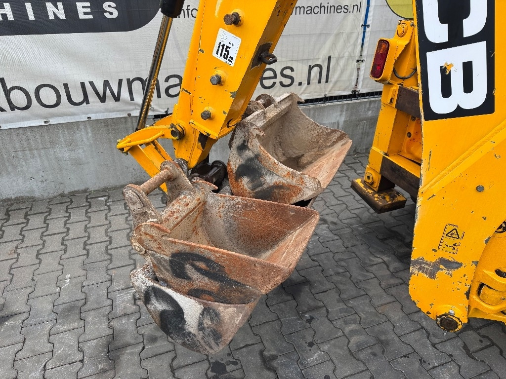 JCB 2 CX - Φορτωτής εκσκαφέας: φωτογραφία 4 JCB 2 CX - Φορτωτής εκσκαφέας: φωτογραφία 4