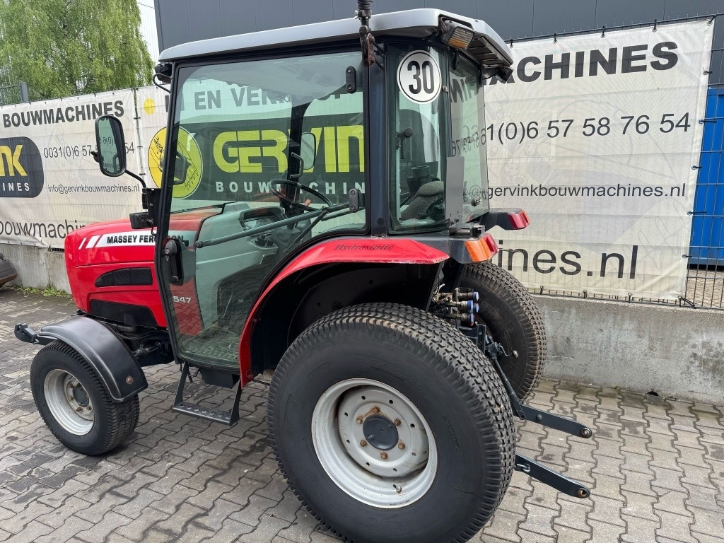 Massey Ferguson 1547 - Τρακτέρ: φωτογραφία 4 Massey Ferguson 1547 - Τρακτέρ: φωτογραφία 4