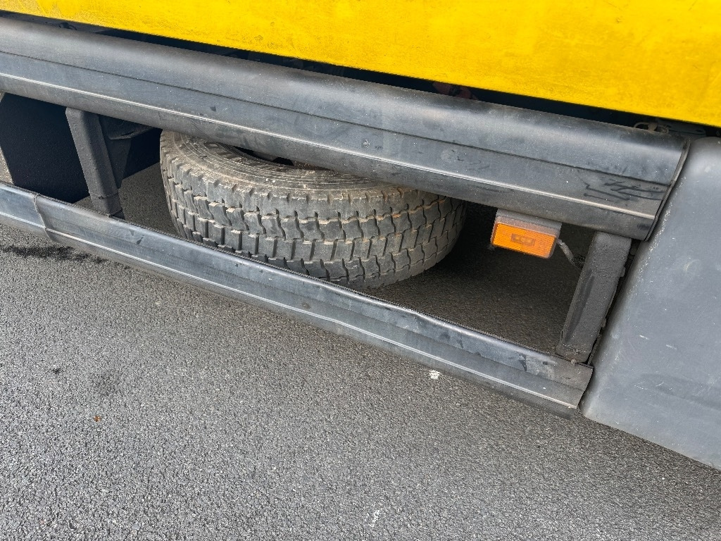 Scania P 340 - Φορτηγό κόφα: φωτογραφία 5 Scania P 340 - Φορτηγό κόφα: φωτογραφία 5