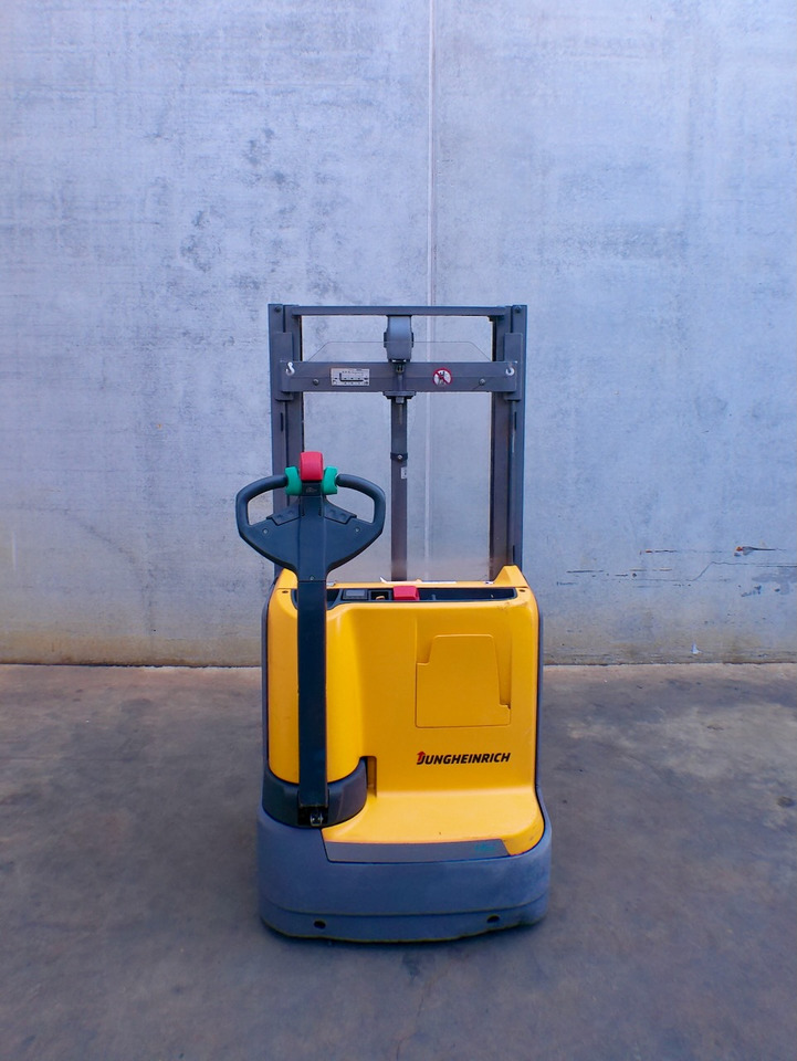 Jungheinrich EJC 110 250 ZT Li-Ion - Μηχάνημα στοίβαξης: φωτογραφία 5 Jungheinrich EJC 110 250 ZT Li-Ion - Μηχάνημα στοίβαξης: φωτογραφία 5