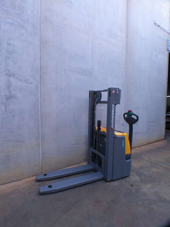 Jungheinrich EJC 110 250 ZZ - Μηχάνημα στοίβαξης: φωτογραφία 2 Jungheinrich EJC 110 250 ZZ - Μηχάνημα στοίβαξης: φωτογραφία 2
