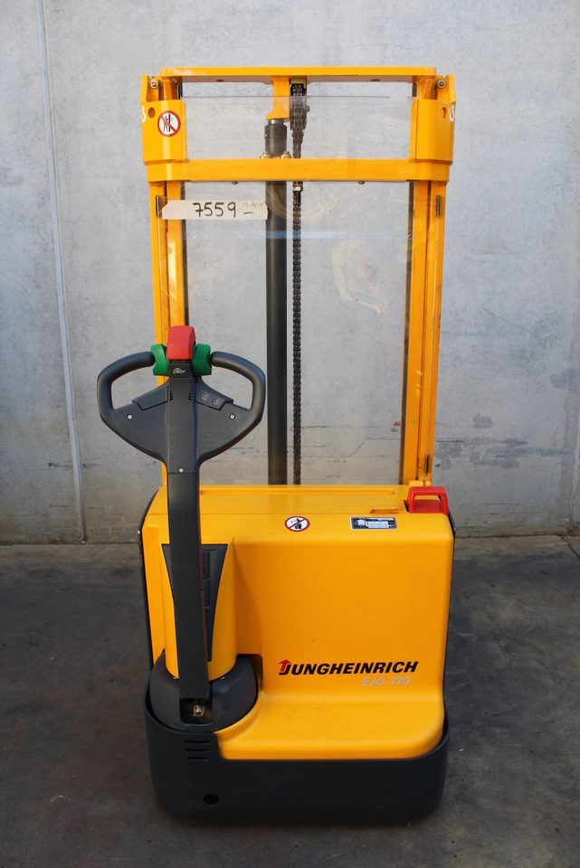 Jungheinrich EJC 110 290 ZT - Μηχάνημα στοίβαξης: φωτογραφία 5 Jungheinrich EJC 110 290 ZT - Μηχάνημα στοίβαξης: φωτογραφία 5