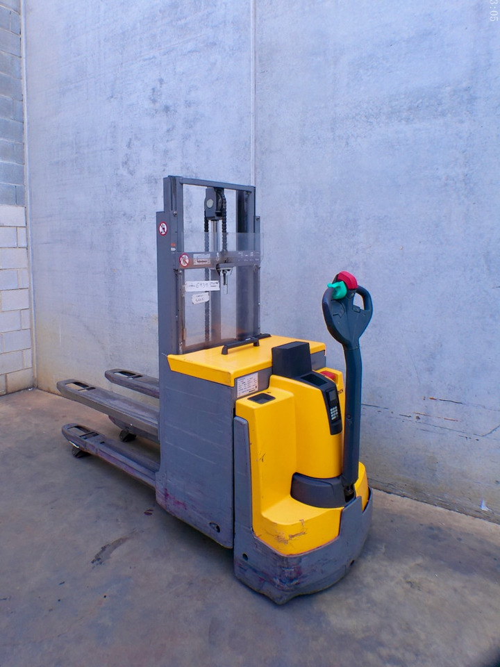 Jungheinrich EJD 220 201 ZT - Μηχάνημα στοίβαξης: φωτογραφία 1 Jungheinrich EJD 220 201 ZT - Μηχάνημα στοίβαξης: φωτογραφία 1