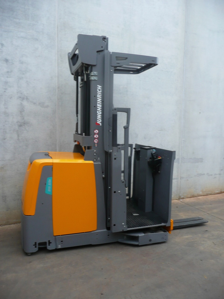 Jungheinrich EKS 310s Z+F 350 ZT - Μηχάνημα συλλογής παραγγελιών: φωτογραφία 2 Jungheinrich EKS 310s Z+F 350 ZT - Μηχάνημα συλλογής παραγγελιών: φωτογραφία 2