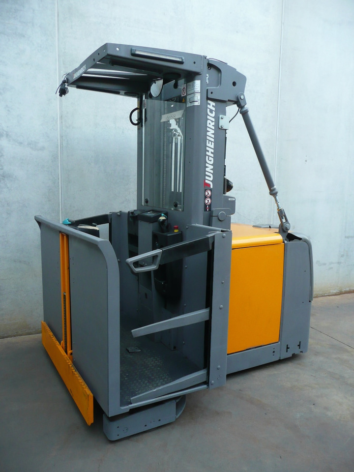 Jungheinrich EKS 312 Z+I 475 DZ - Μηχάνημα συλλογής παραγγελιών: φωτογραφία 3 Jungheinrich EKS 312 Z+I 475 DZ - Μηχάνημα συλλογής παραγγελιών: φωτογραφία 3