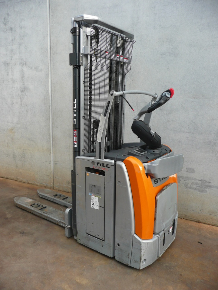 Still EXV-SF14i - Μηχάνημα στοίβαξης: φωτογραφία 1 Still EXV-SF14i - Μηχάνημα στοίβαξης: φωτογραφία 1