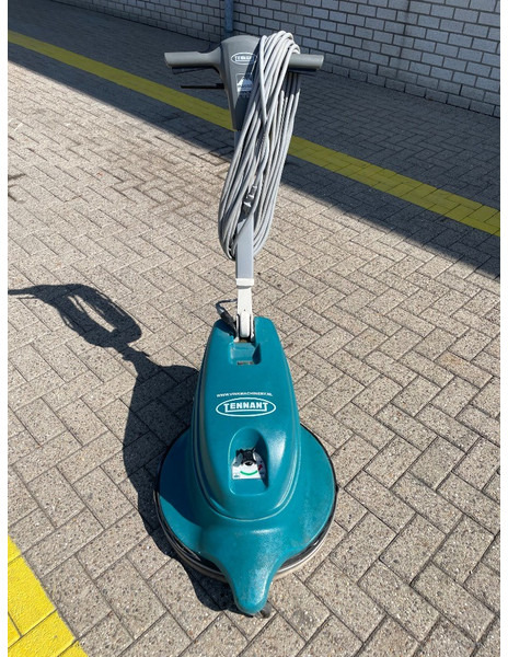 TENNANT 2370 - Σάρωθρο δρόμων: φωτογραφία 4 TENNANT 2370 - Σάρωθρο δρόμων: φωτογραφία 4