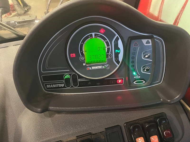Τηλεσκοπικός μπροστινός φορτωτής Manitou MT625-75H Comfort: φωτογραφία 12 Τηλεσκοπικός μπροστινός φορτωτής Manitou MT625-75H Comfort: φωτογραφία 12