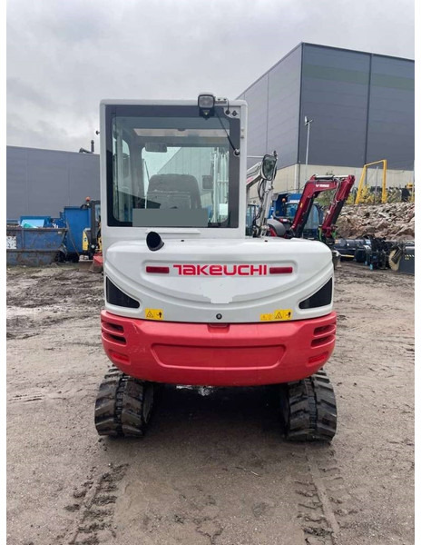 Takeuchi TB 240 - Μίνι εκσκαφέας: φωτογραφία 4 Takeuchi TB 240 - Μίνι εκσκαφέας: φωτογραφία 4