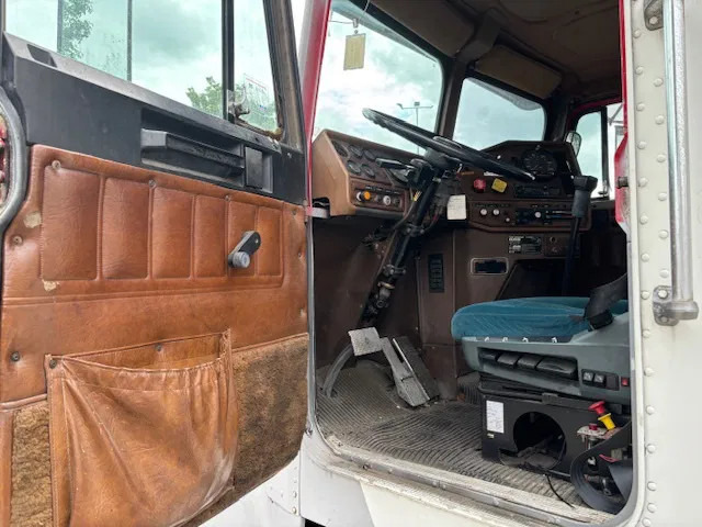 Leasing Freightliner 3 AXLE RIGID BODY chassis cabine (levering excl. opbouw) Freightliner 3 AXLE RIGID BODY chassis cabine (levering excl. opbouw): φωτογραφία 12