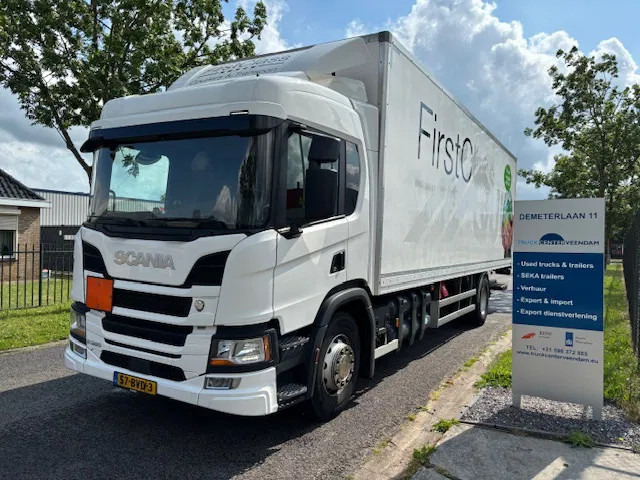 Scania P280 Closed box taillift 2000 kg Fuel CNG ADR 2 units in stock - Φορτηγό κόφα: φωτογραφία 1 Scania P280 Closed box taillift 2000 kg Fuel CNG ADR 2 units in stock - Φορτηγό κόφα: φωτογραφία 1