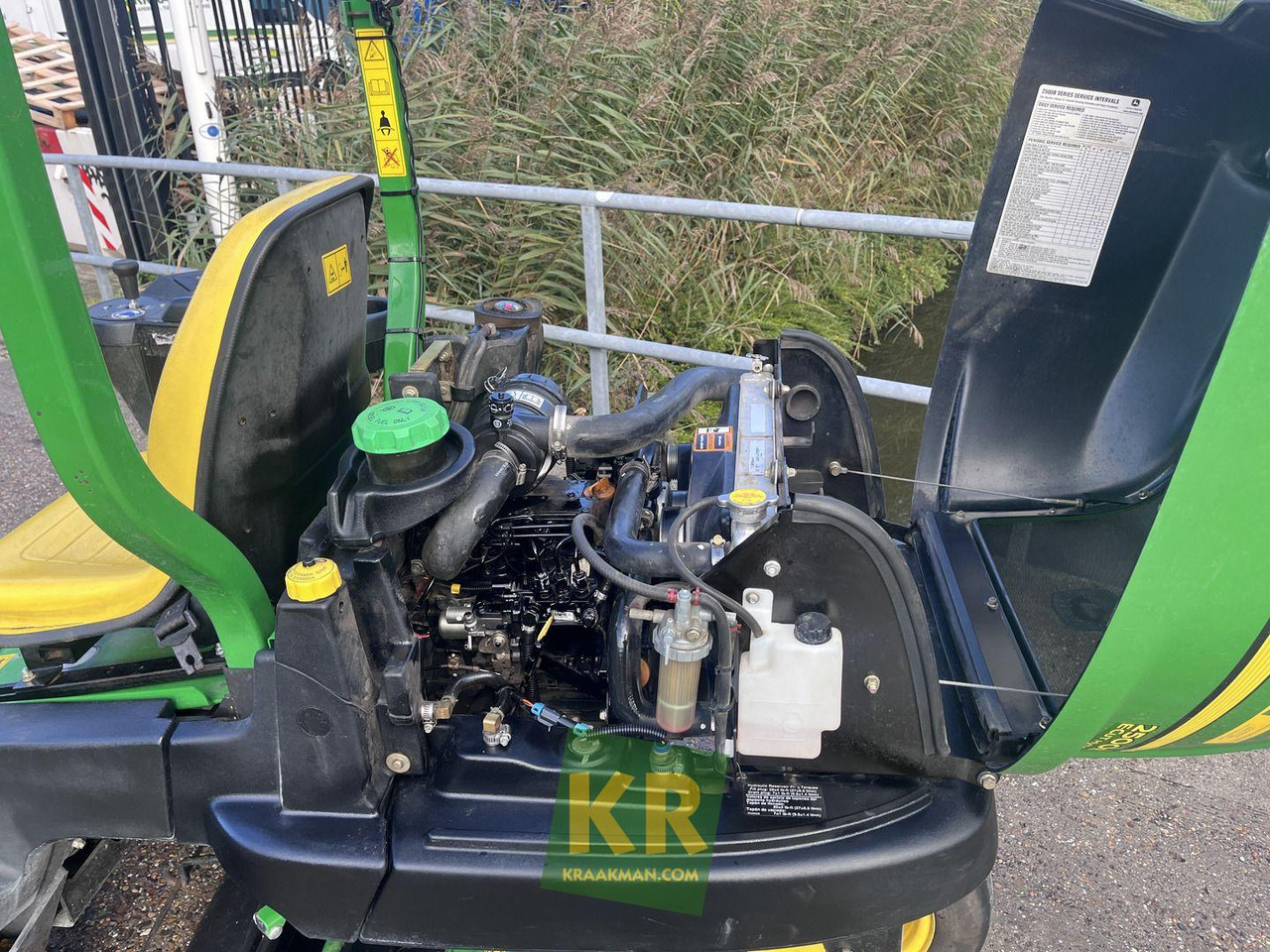 2500E Greenmaaier John Deere - Χλοοκοπτικό: φωτογραφία 4 2500E Greenmaaier John Deere - Χλοοκοπτικό: φωτογραφία 4