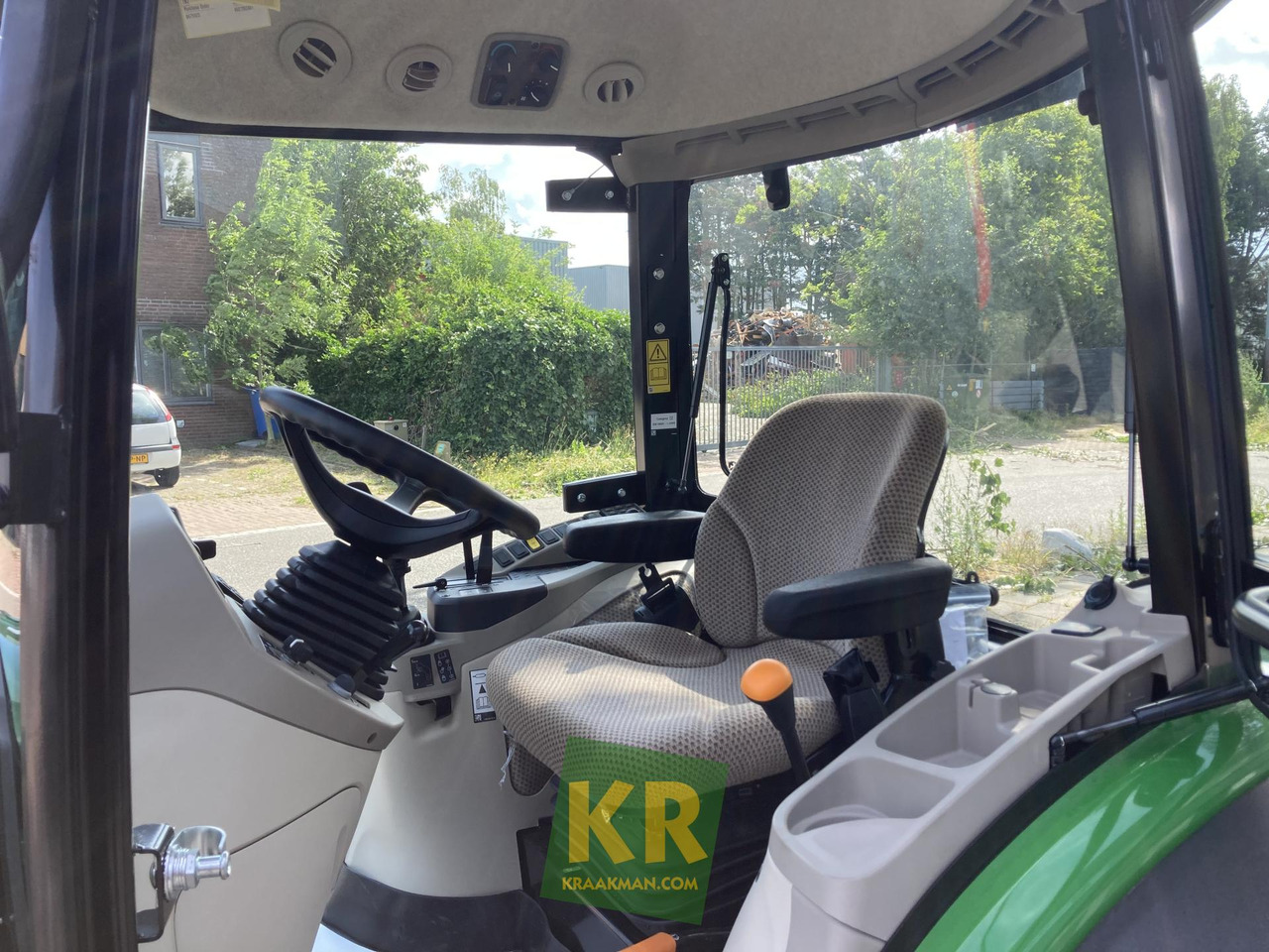 3046R John Deere - Μικρό τρακτέρ: φωτογραφία 4 3046R John Deere - Μικρό τρακτέρ: φωτογραφία 4