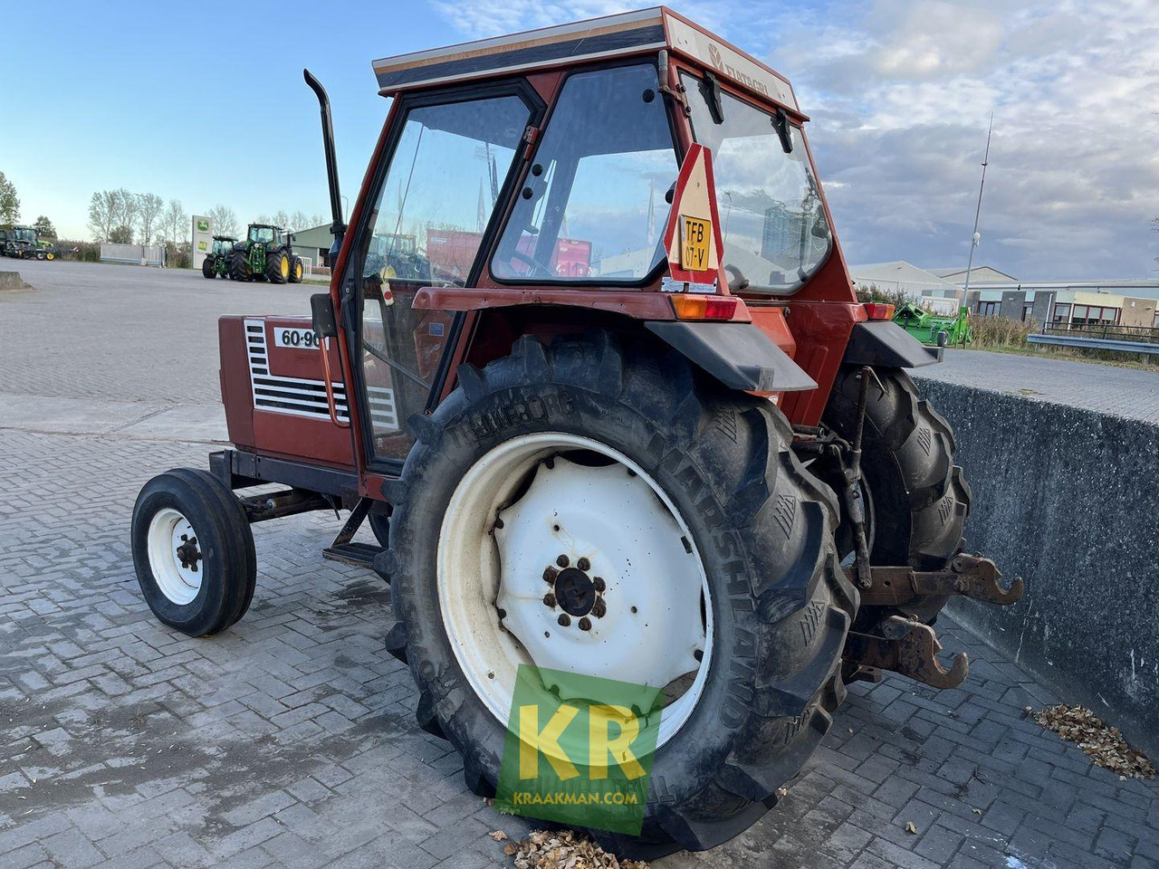 60-90 tractor Fiat - Τρακτέρ: φωτογραφία 5 60-90 tractor Fiat - Τρακτέρ: φωτογραφία 5