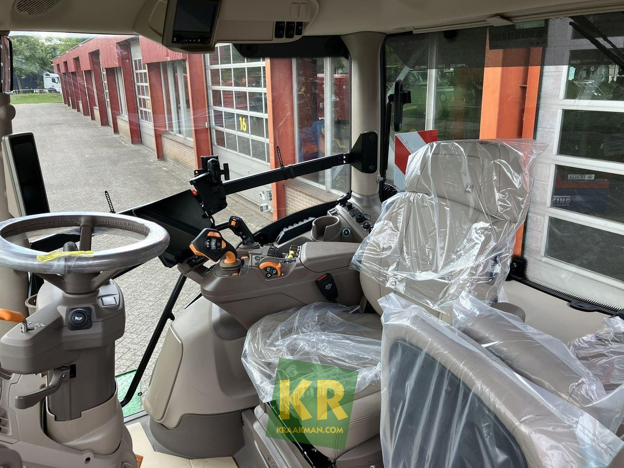 Leasing 6R 230 John Deere  6R 230 John Deere: φωτογραφία 12