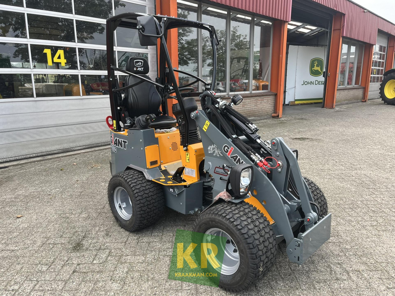 G1200 Giant - Σπαστός φορτωτής: φωτογραφία 2 G1200 Giant - Σπαστός φορτωτής: φωτογραφία 2