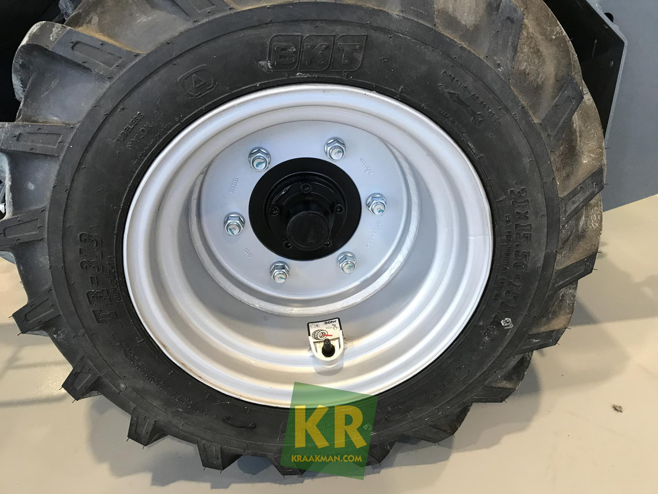 Καινούριο Σπαστός φορτωτής G2200E Giant: φωτογραφία 8 Καινούριο Σπαστός φορτωτής G2200E Giant: φωτογραφία 8