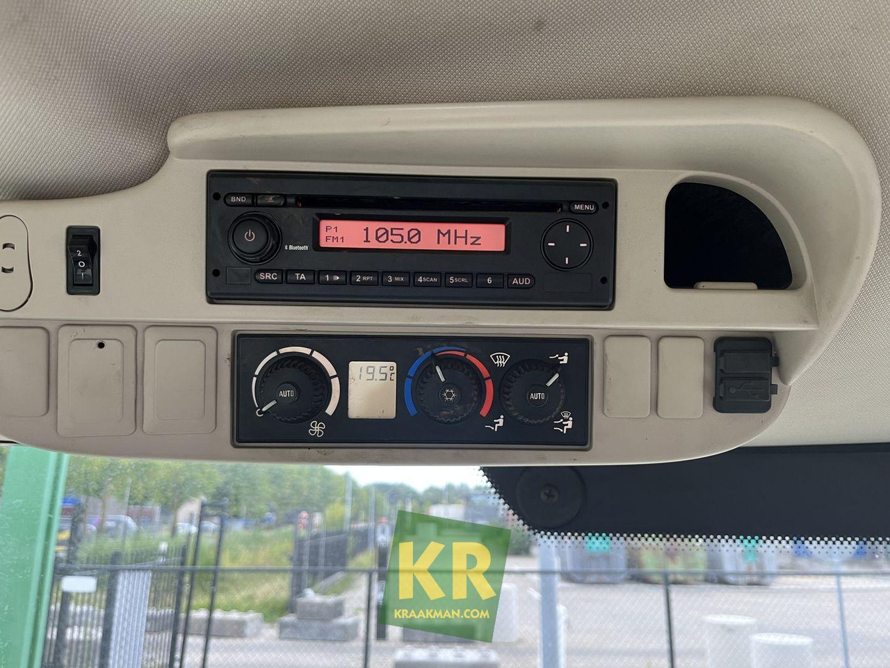 John Deere 6115R  - Τρακτέρ: φωτογραφία 3 John Deere 6115R  - Τρακτέρ: φωτογραφία 3