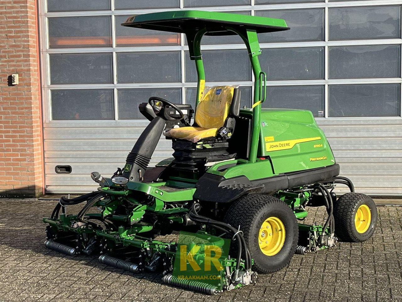 John Deere 8700A - Χλοοκοπτικό: φωτογραφία 1 John Deere 8700A - Χλοοκοπτικό: φωτογραφία 1